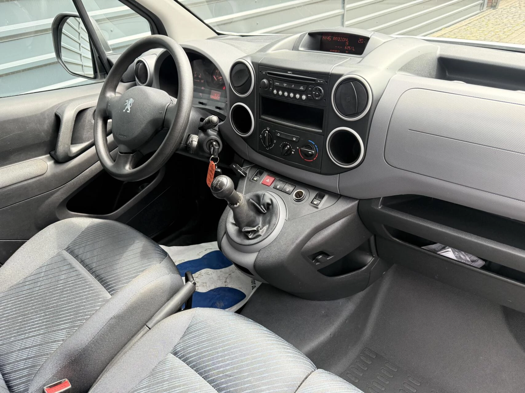 Hoofdafbeelding Peugeot Partner
