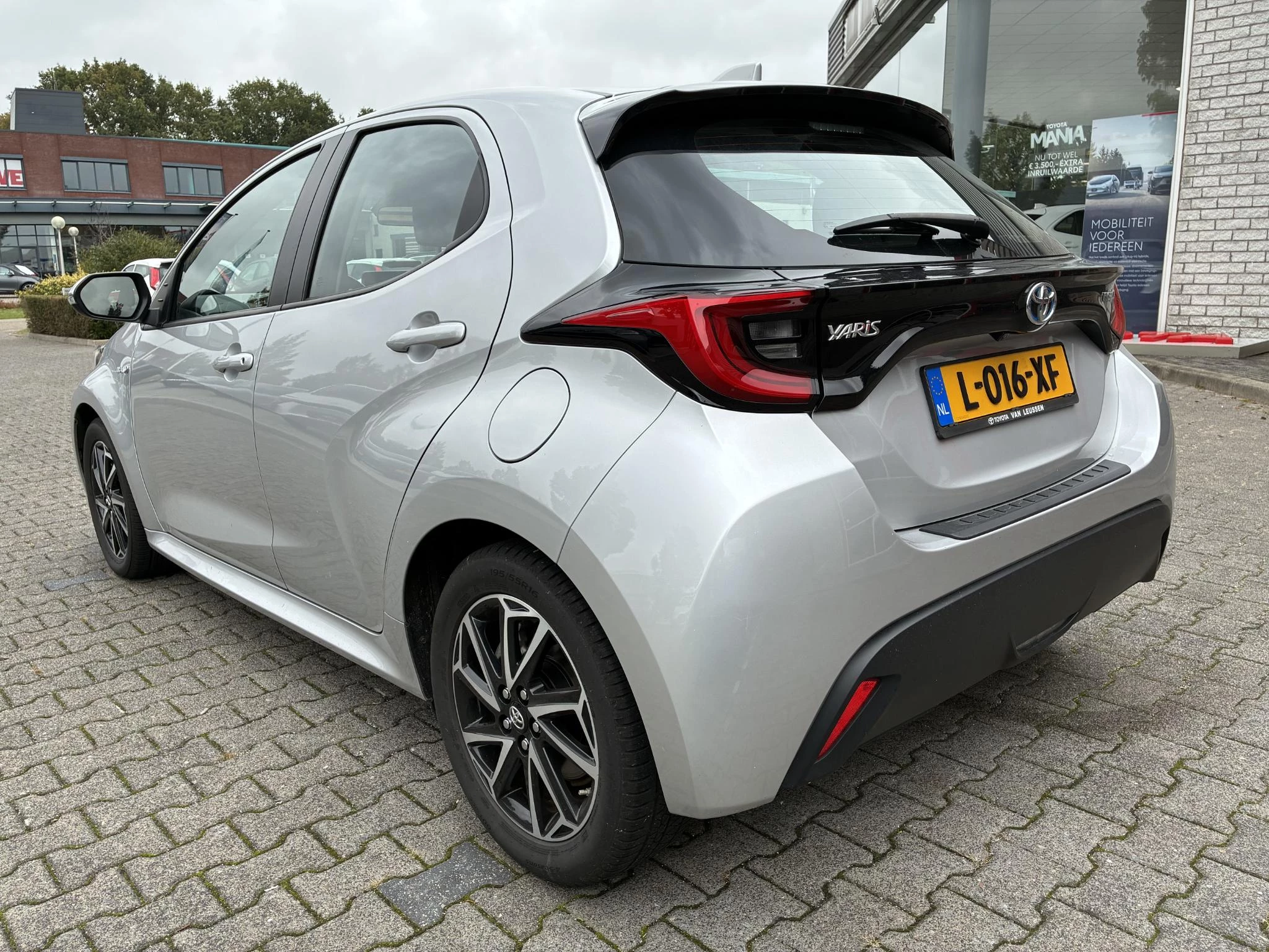 Hoofdafbeelding Toyota Yaris