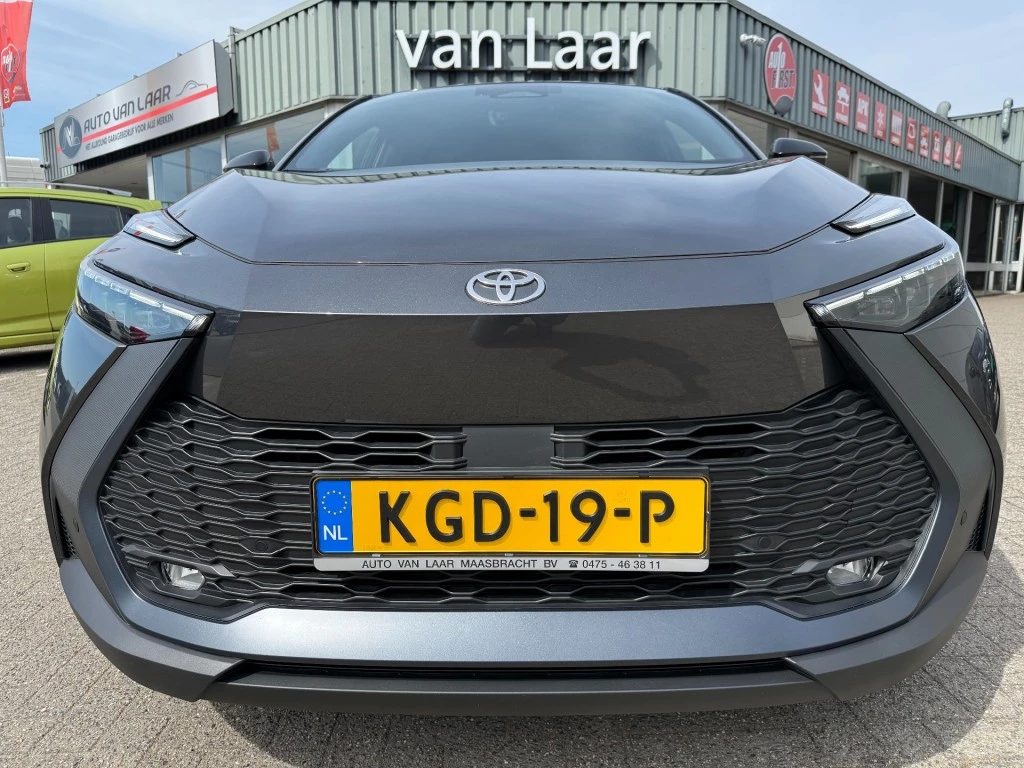 Hoofdafbeelding Toyota C-HR