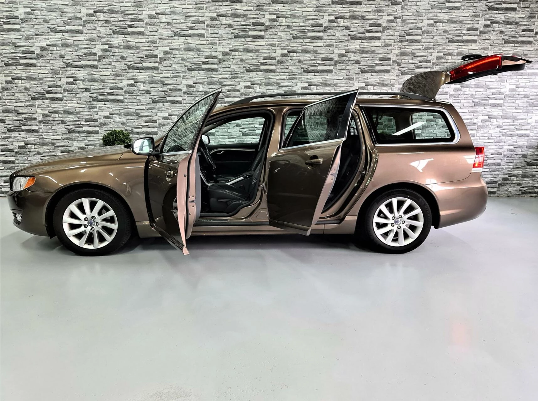 Hoofdafbeelding Volvo V70