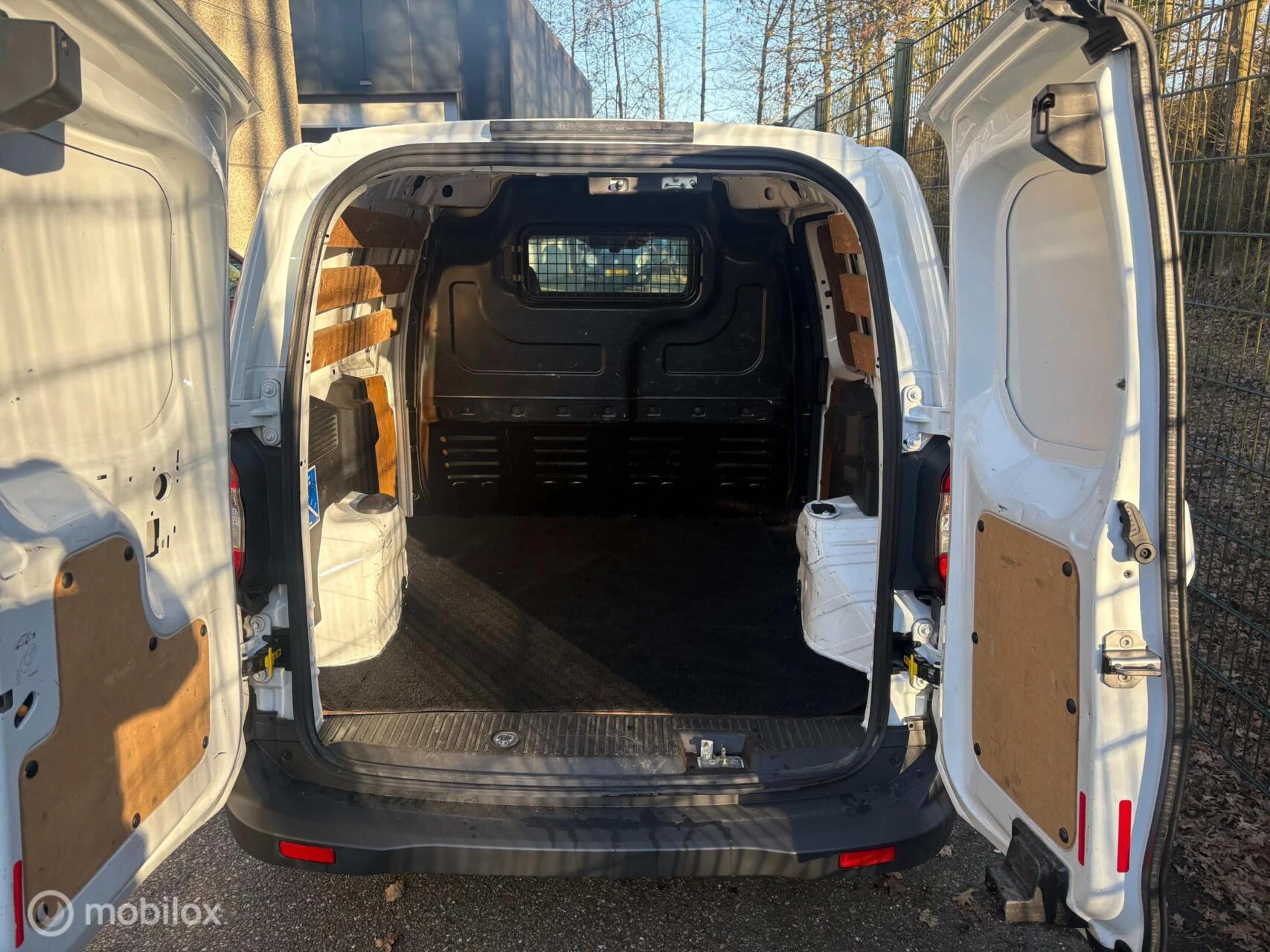 Hoofdafbeelding Ford Transit Courier