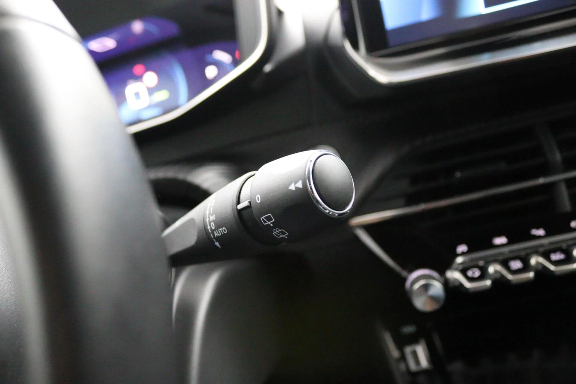 Hoofdafbeelding Peugeot e-208