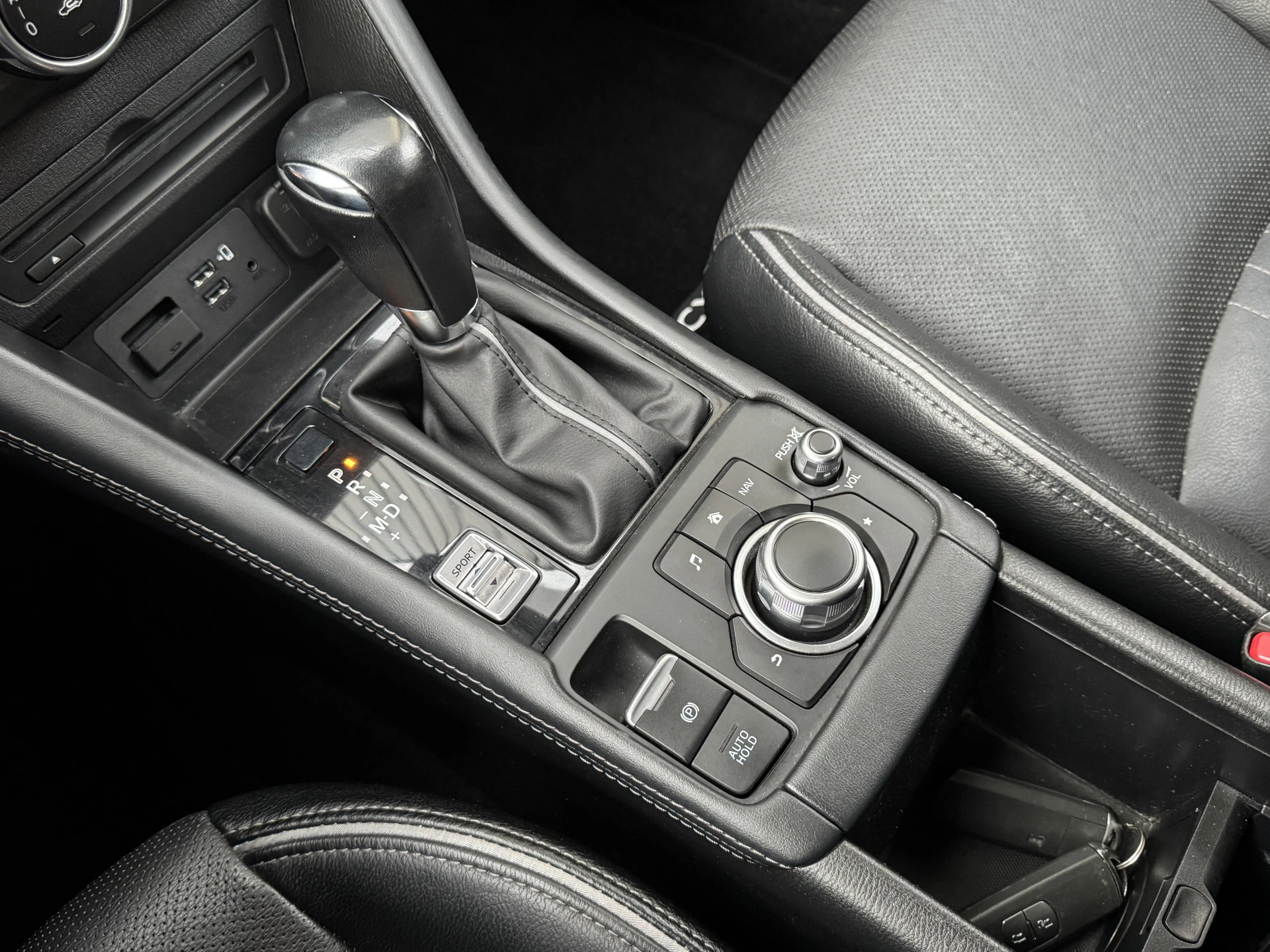 Hoofdafbeelding Mazda CX-3