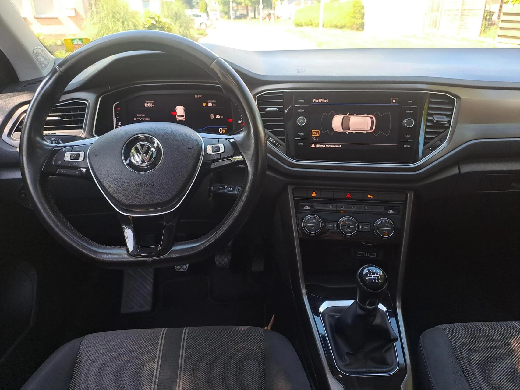 Hoofdafbeelding Volkswagen T-Roc