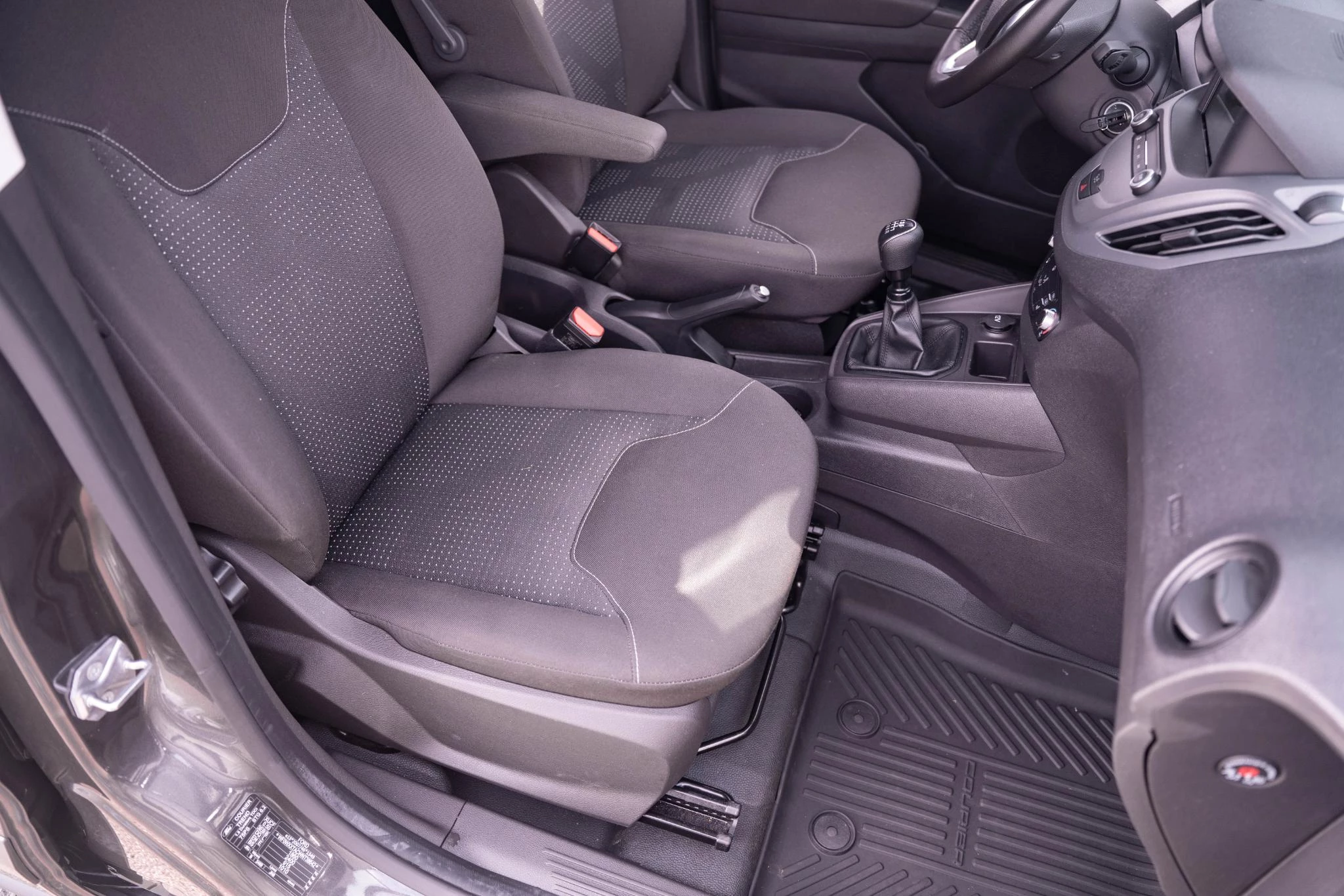 Hoofdafbeelding Ford Transit Courier