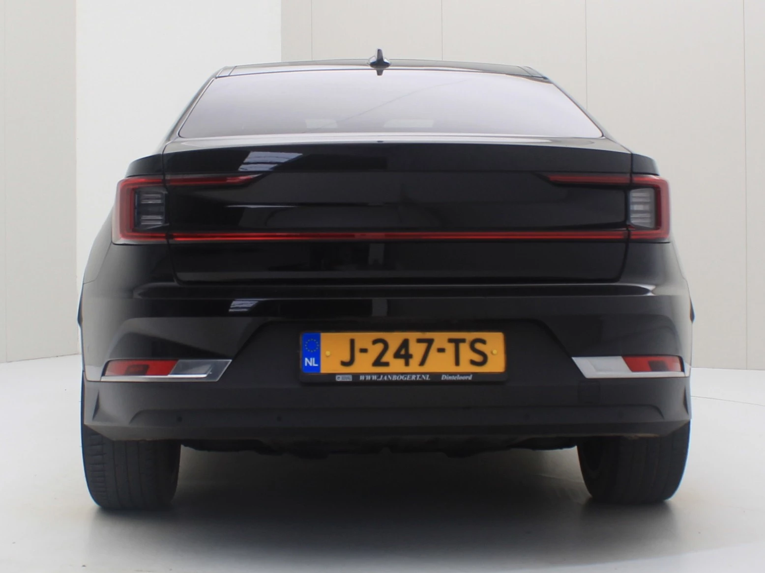 Hoofdafbeelding Polestar 2