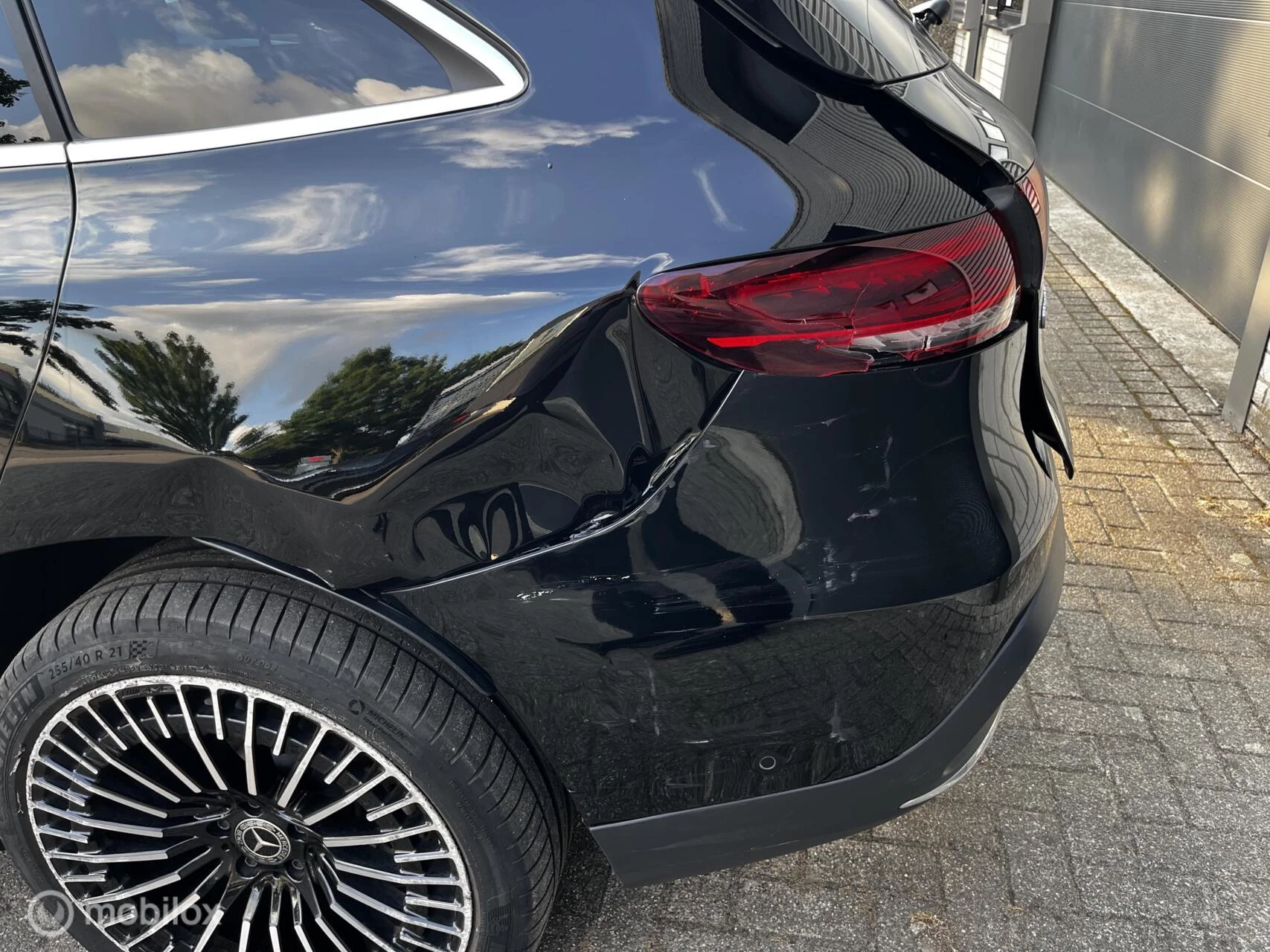 Hoofdafbeelding Mercedes-Benz EQC