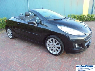 Peugeot 207 CC 1.6 VTi Noir & Blanc