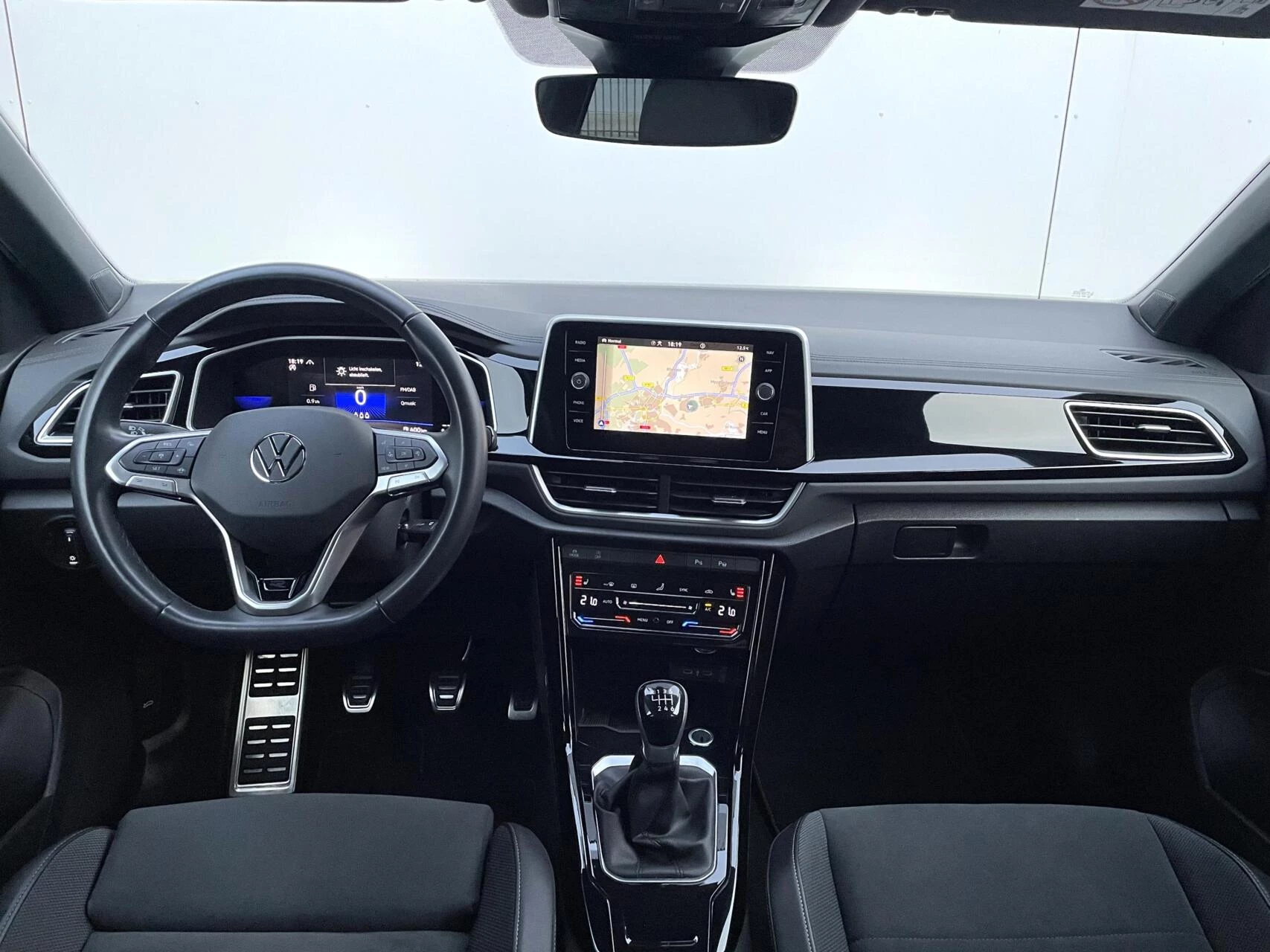 Hoofdafbeelding Volkswagen T-Roc