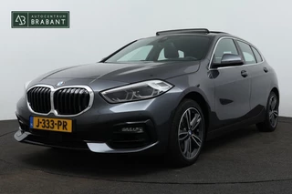 BMW 1-serie 118i Executive Edition SportLine (1e Eig, NL-auto, DealeronderH, Panoramadak, Navi Prof, Apple Carplay, PDC V+A, Etc)