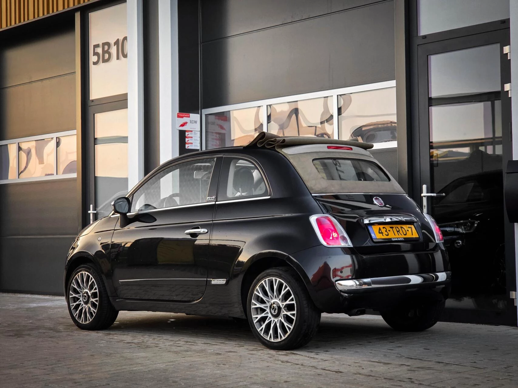 Hoofdafbeelding Fiat 500C