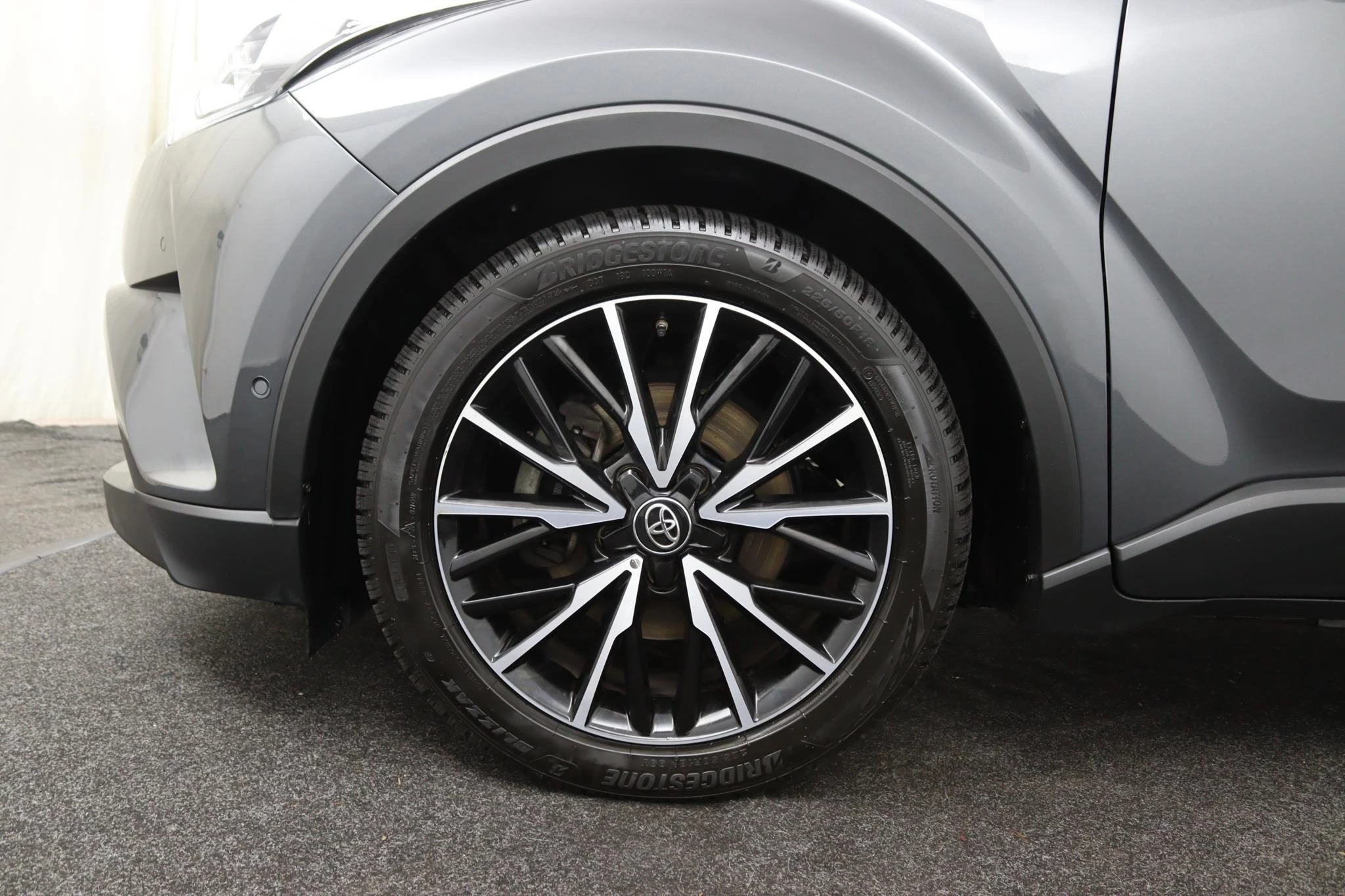 Hoofdafbeelding Toyota C-HR