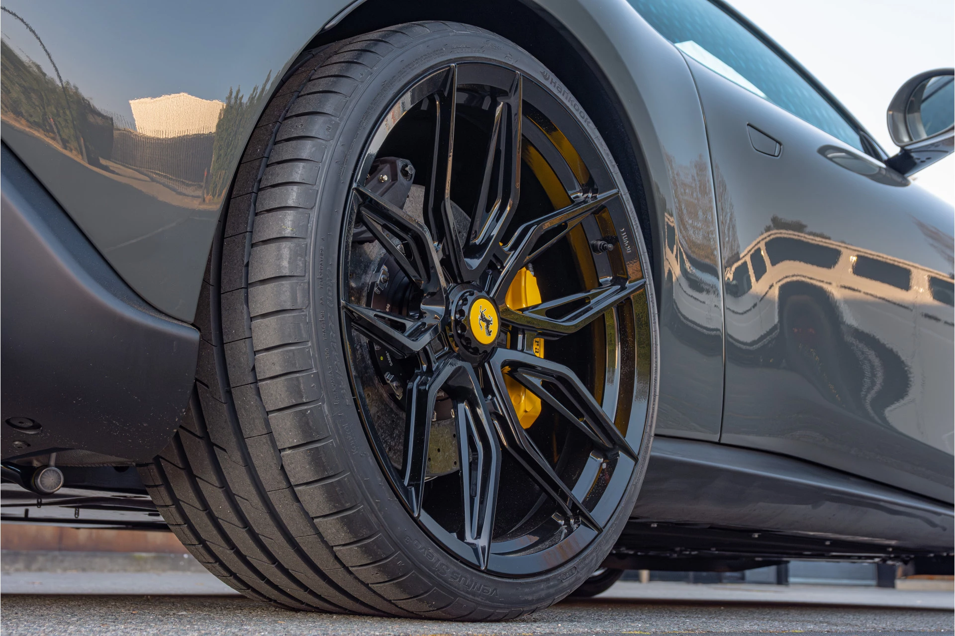 Hoofdafbeelding Ferrari Roma