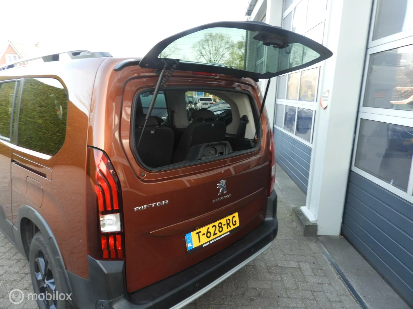 Hoofdafbeelding Peugeot Rifter