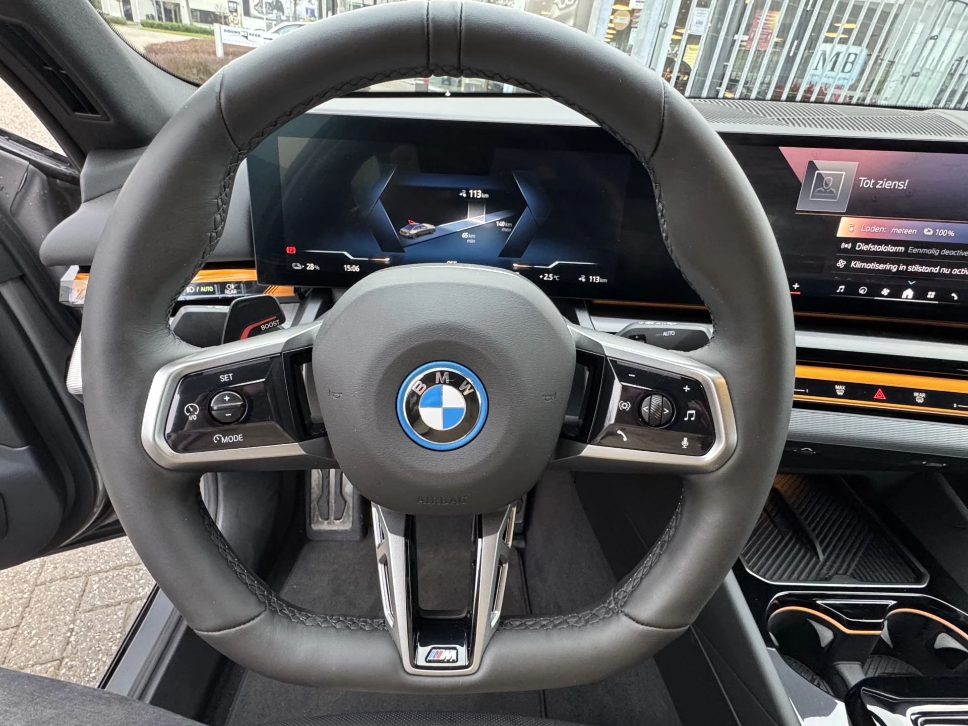 Hoofdafbeelding BMW i5