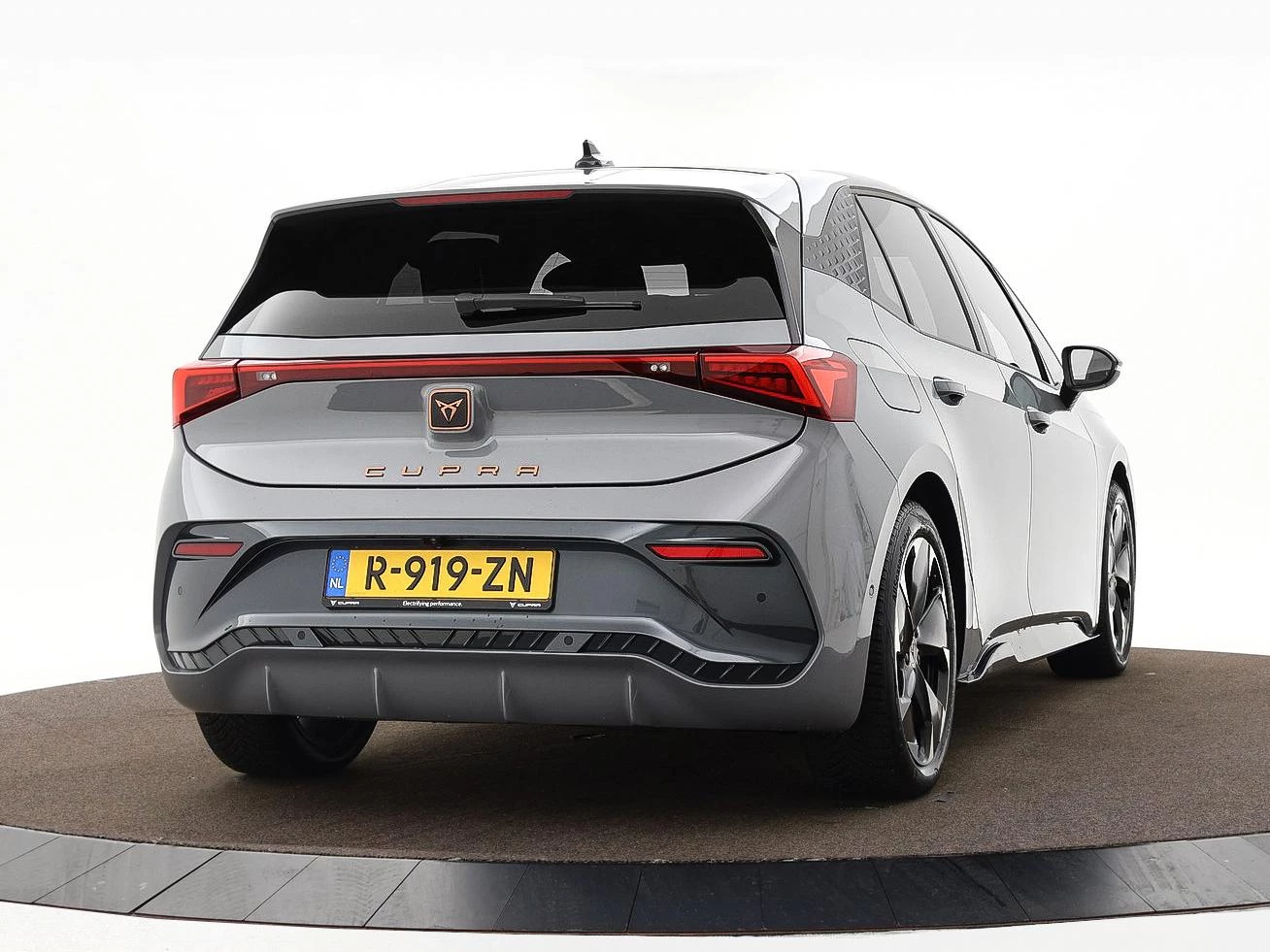 Hoofdafbeelding CUPRA Born