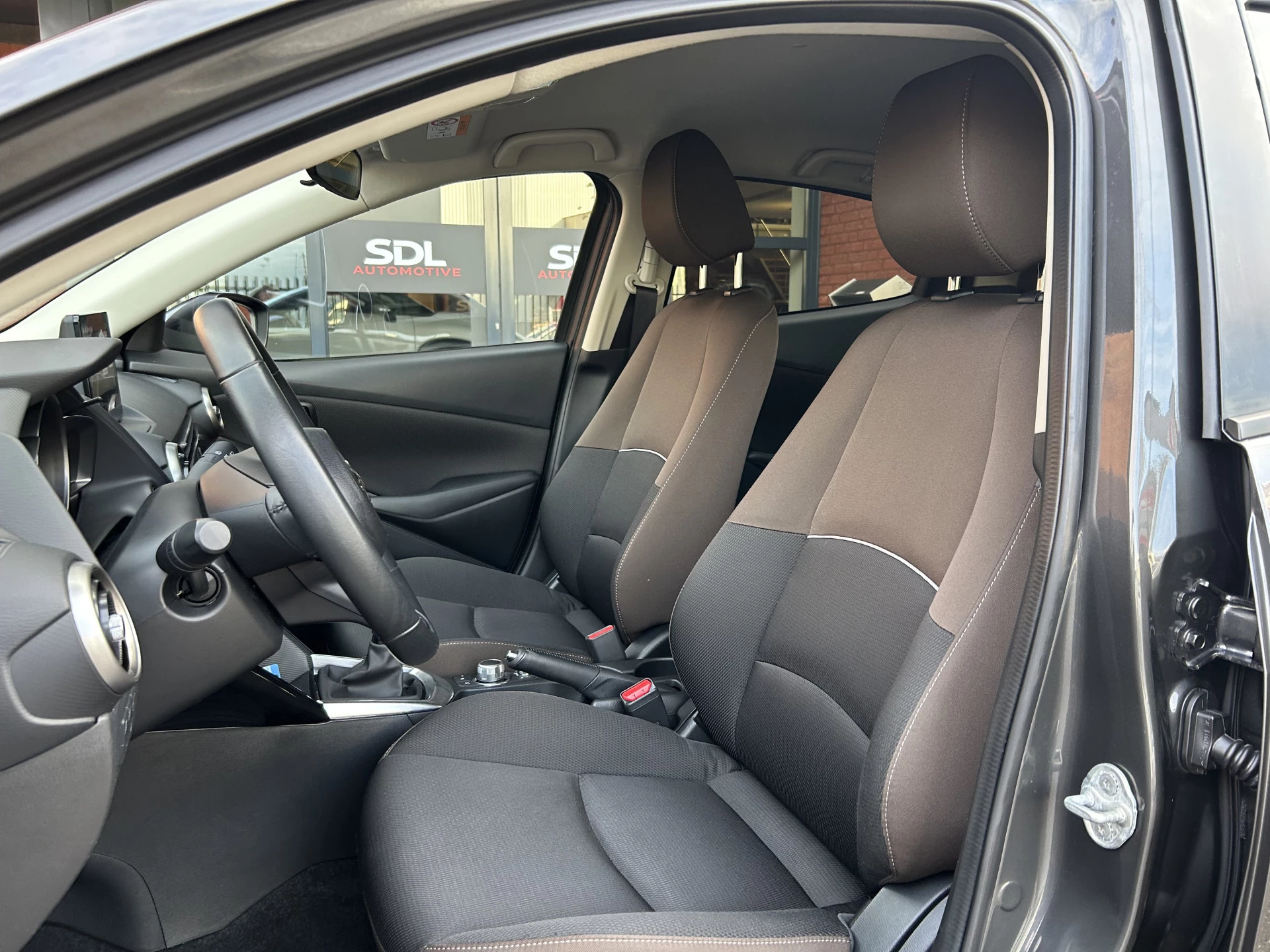 Hoofdafbeelding Mazda 2