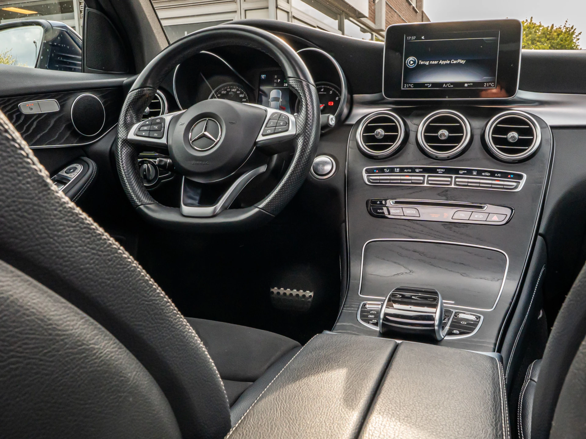 Hoofdafbeelding Mercedes-Benz GLC