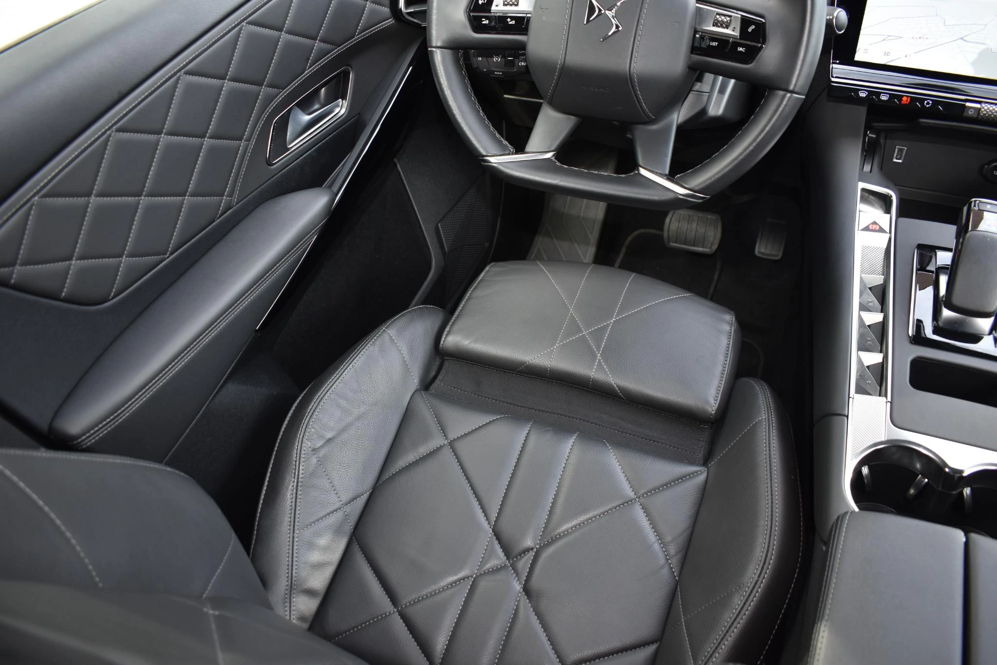 Hoofdafbeelding DS DS 7