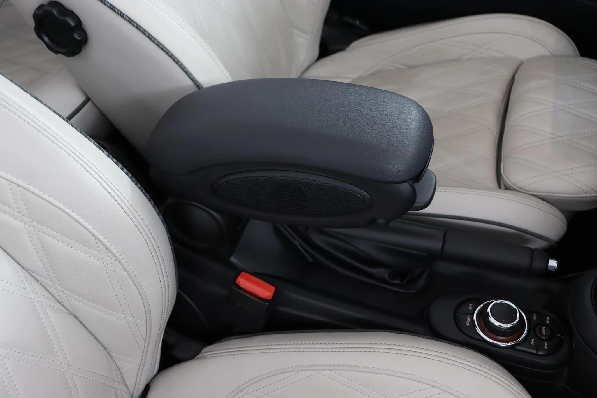 Hoofdafbeelding MINI Cooper Cabrio