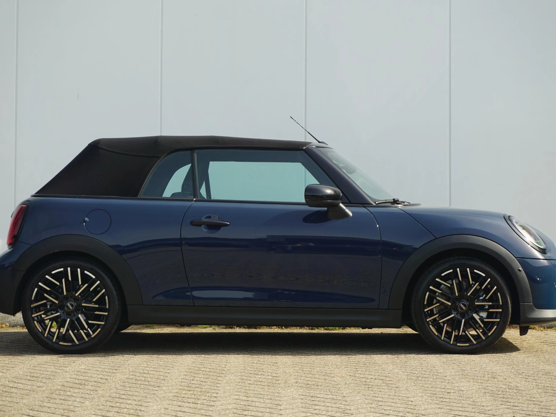 Hoofdafbeelding MINI Cooper Cabrio