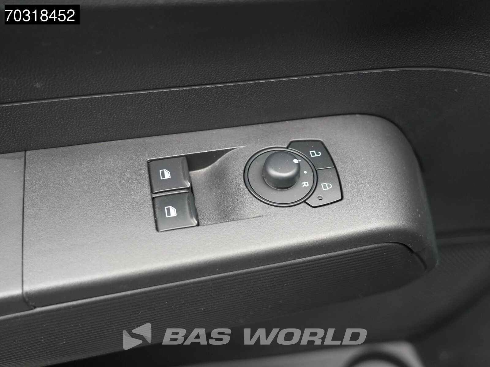 Hoofdafbeelding Ford Transit Courier