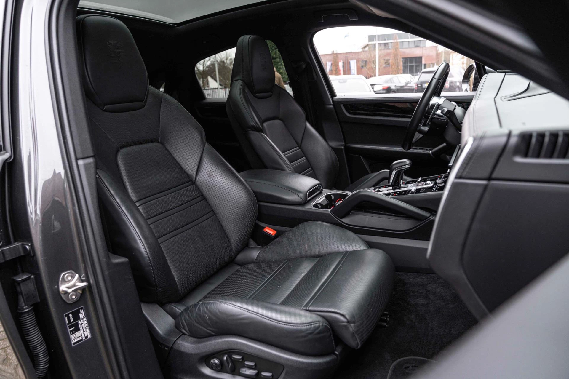 Hoofdafbeelding Porsche Cayenne