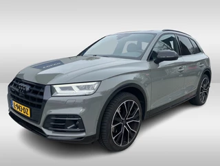 Audi Q5 2.0 TFSI quattro Sport S Line Black Edition / Full option! / Trekhaak / Panoramadak / Camera / Head-up / RS Seats / Luchtvering / B&O / 21'' / Carbon intr. / Standverwarming / Matrix LED / Stoel+Stuurverwarming / CarPlay / Dodehoek / D