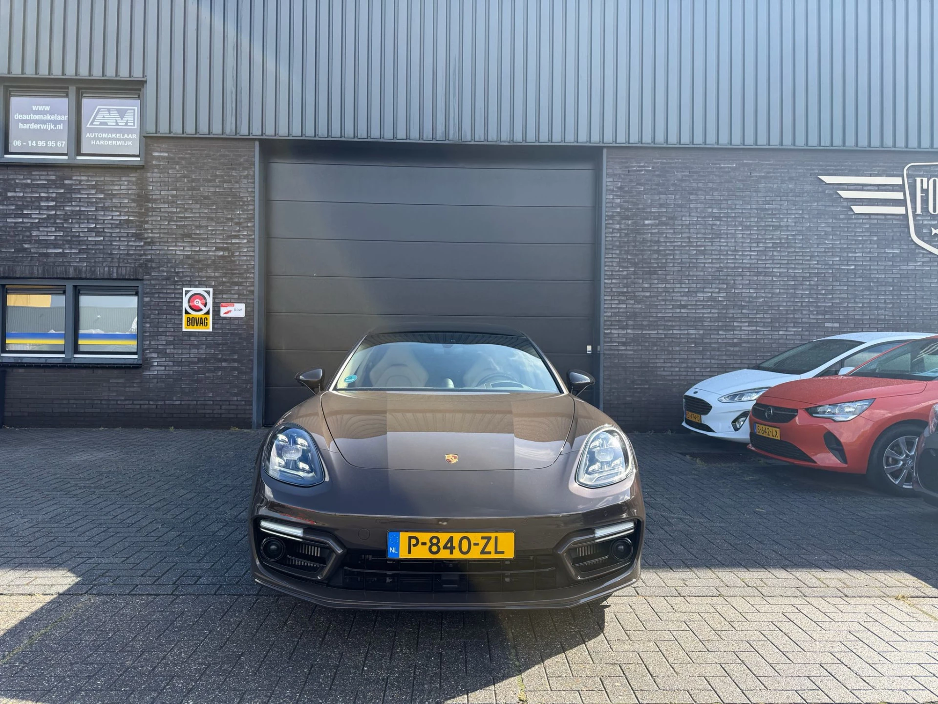 Hoofdafbeelding Porsche Panamera