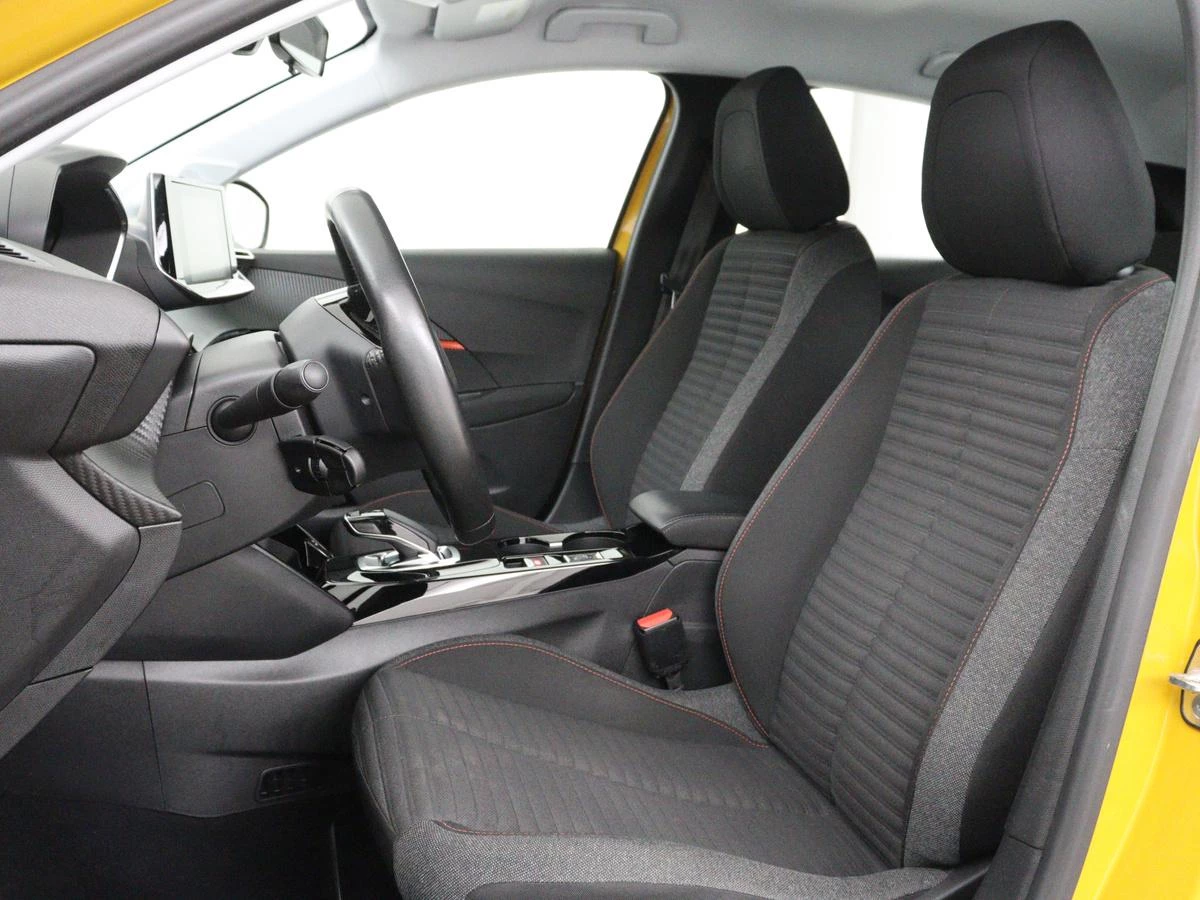 Hoofdafbeelding Peugeot e-208