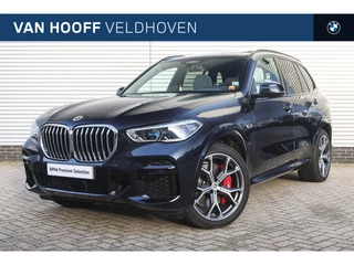 BMW X5 xDrive45e High Executive M Sport Automaat / Panoramadak / Trekhaak / Adaptief onderstel / Soft-Close / Stoelventilatie / Massagefunctie / Laserlight / Head-Up / Harman Kardon