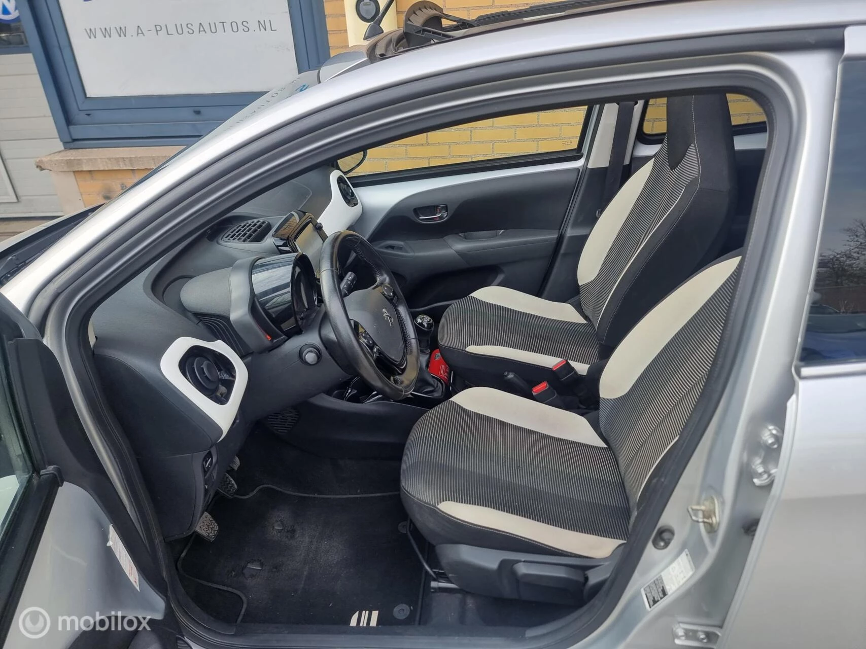 Hoofdafbeelding Peugeot 108