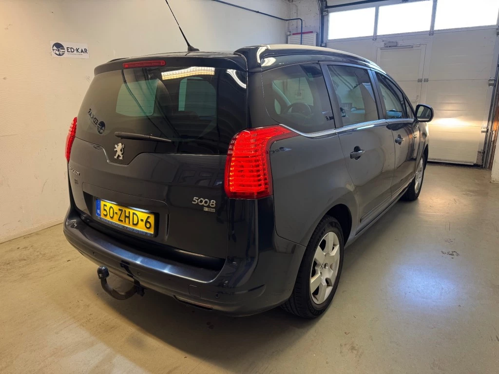 Hoofdafbeelding Peugeot 5008