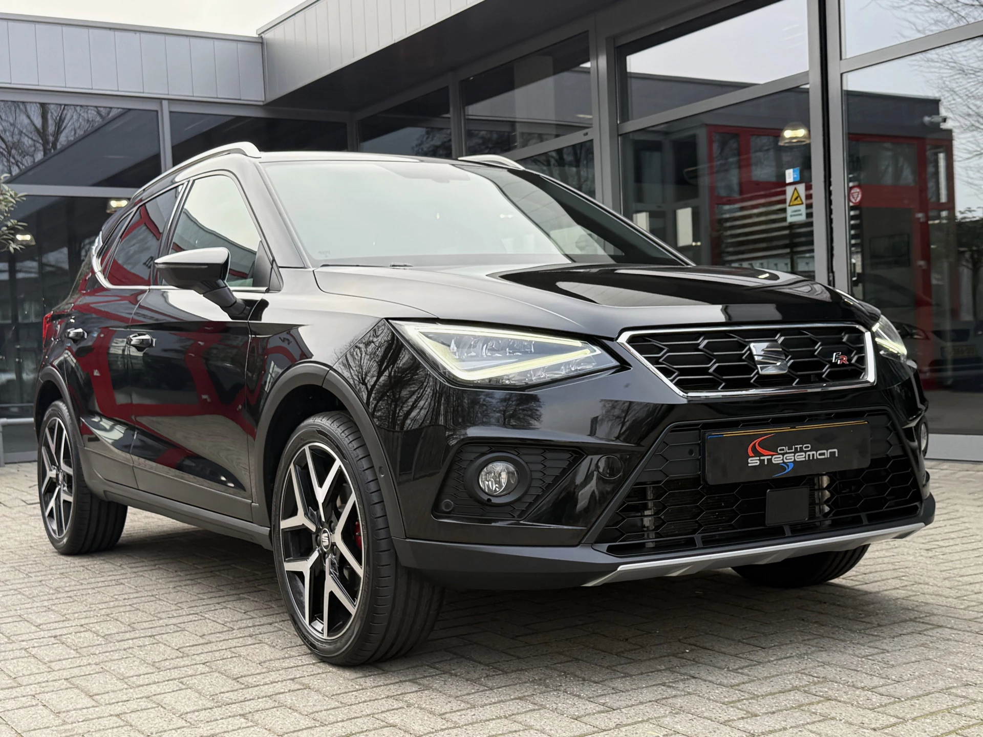 Hoofdafbeelding SEAT Arona