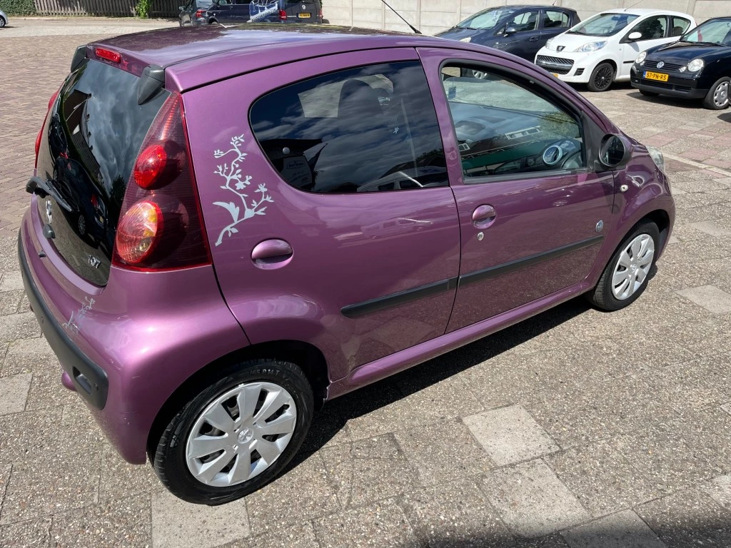 Hoofdafbeelding Peugeot 107