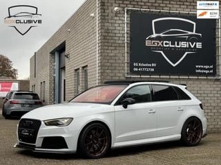 Hoofdafbeelding Audi RS3 Audi RS3 Sportback 2.5 TFSI Quattro Pro Line Plus Milltek/430PK/Maxton/Pano/Sfeer/Carbon