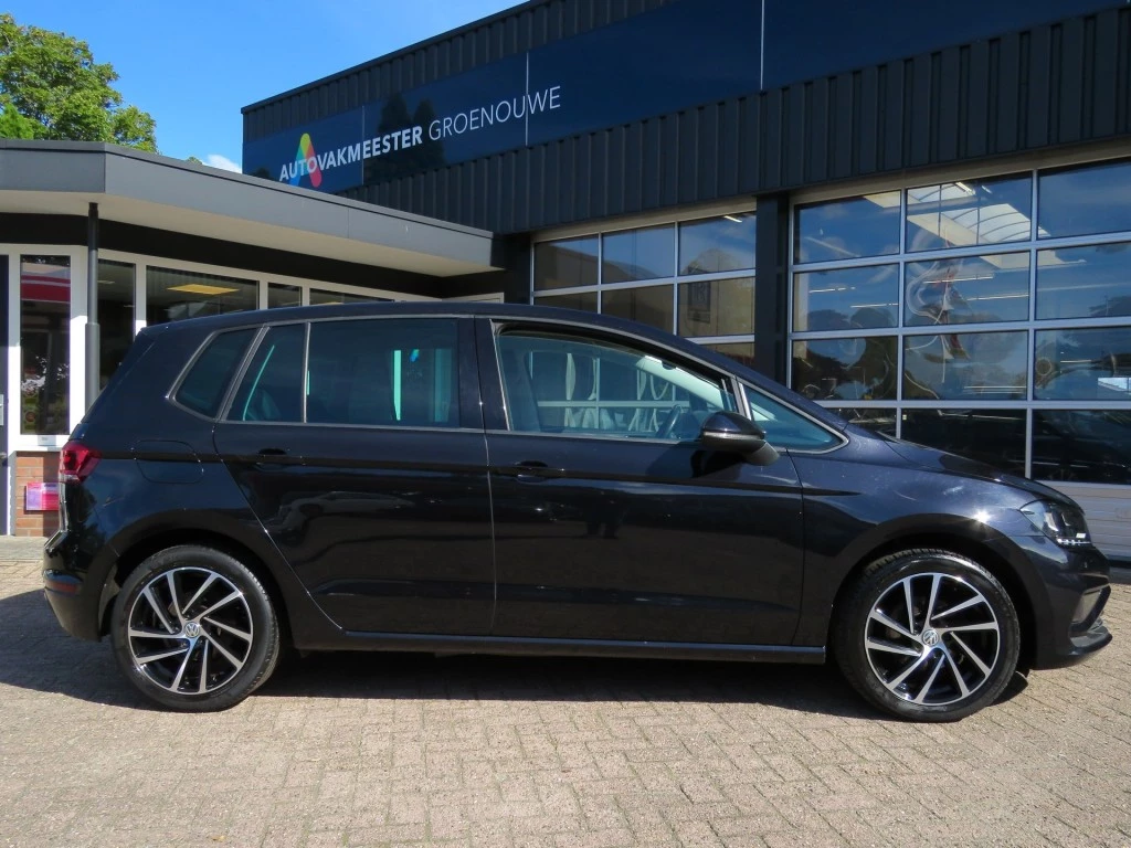 Hoofdafbeelding Volkswagen Golf Sportsvan