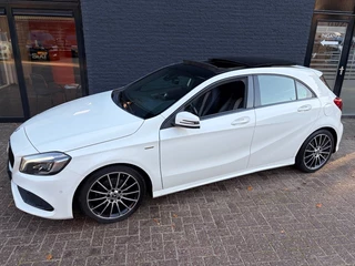 Hoofdafbeelding Mercedes-Benz A-Klasse Mercedes-Benz A-Klasse bussines solution AMG edition