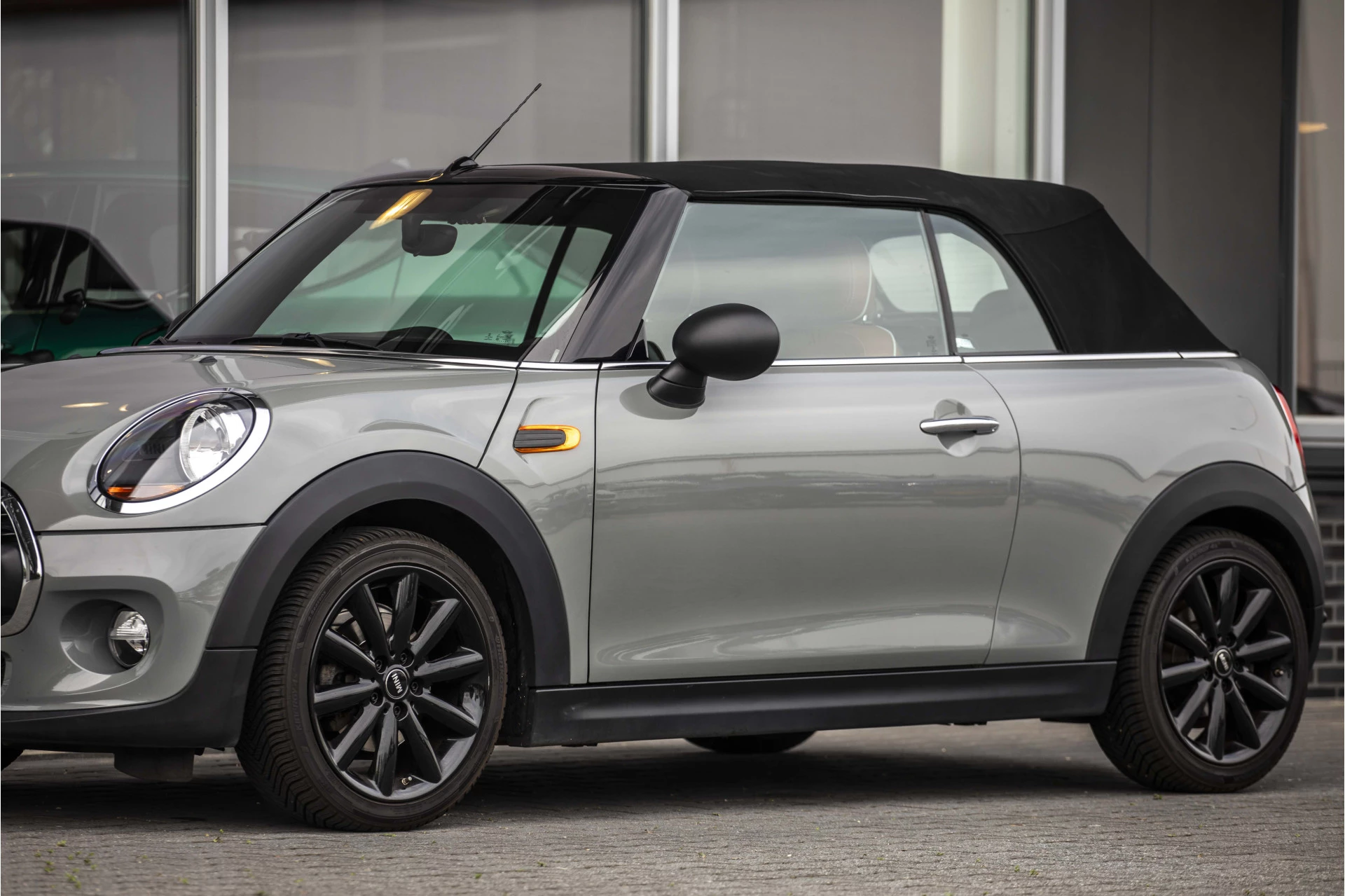 Hoofdafbeelding MINI One Cabrio