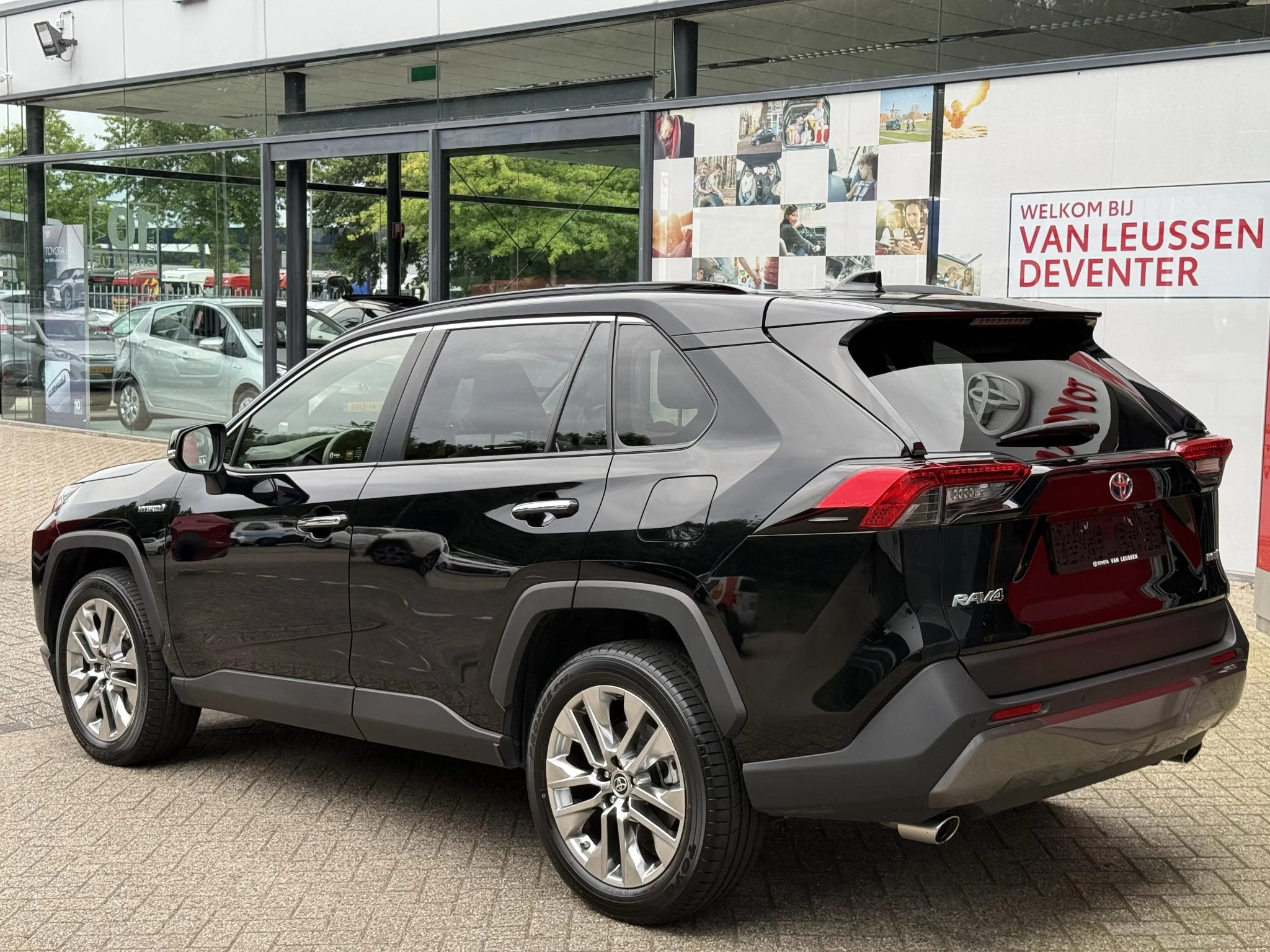 Hoofdafbeelding Toyota RAV4