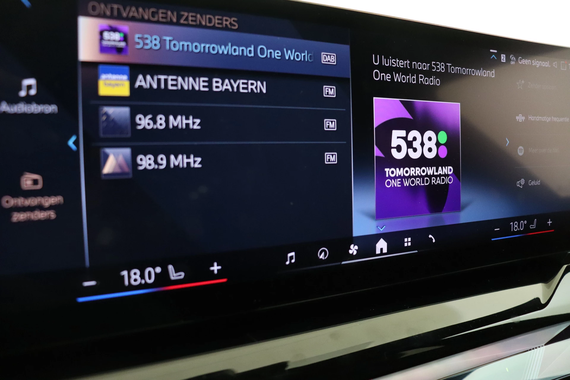Hoofdafbeelding BMW i5