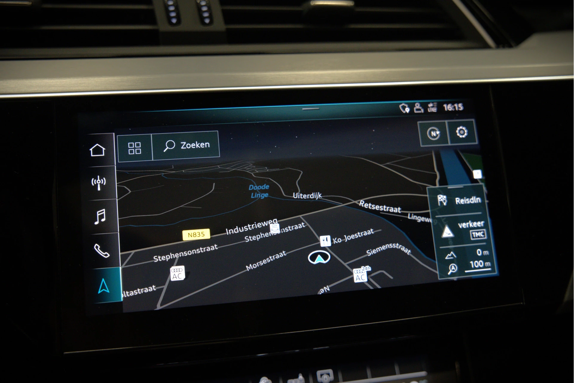 Hoofdafbeelding Audi e-tron