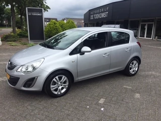 Hoofdafbeelding Opel Corsa Opel Corsa 1.2 Anniversay Edition / AIRCO / CRUISE / NAVI / MULTIMEDIA
