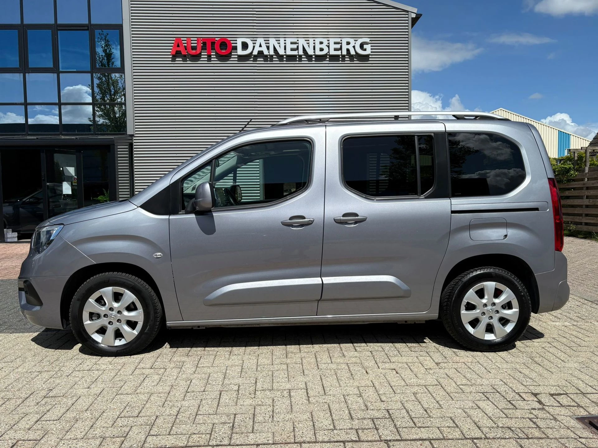 Hoofdafbeelding Opel Combo