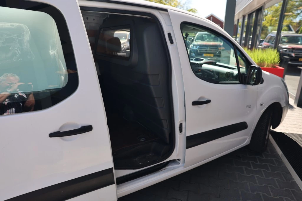 Hoofdafbeelding Peugeot Partner