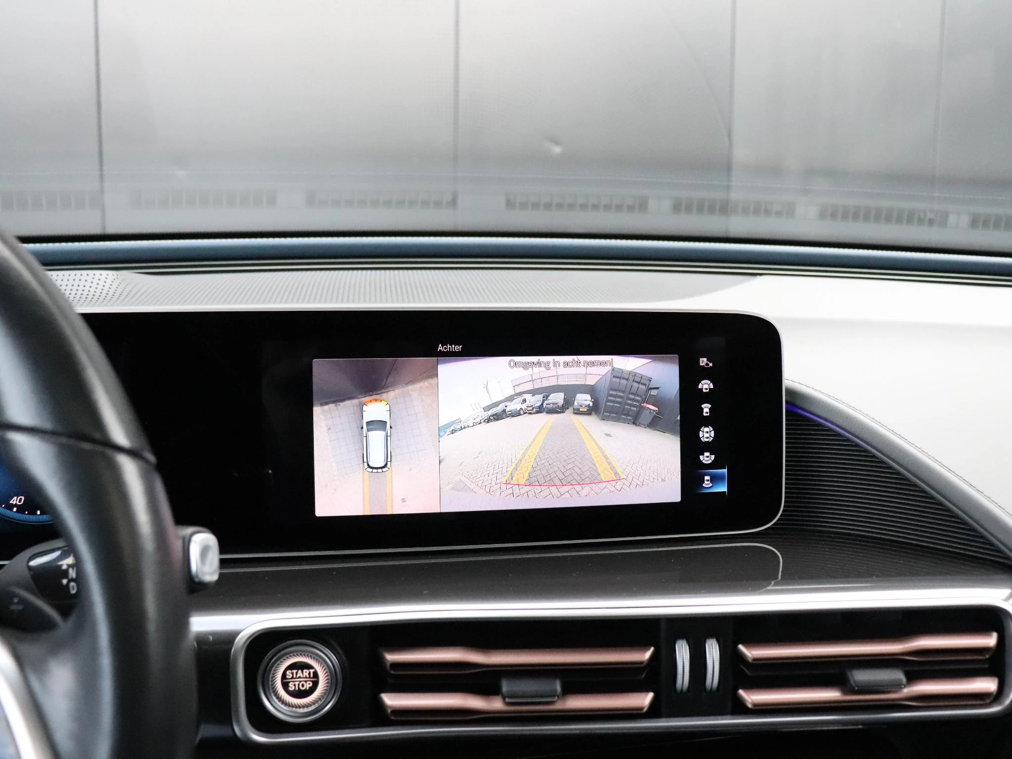 Hoofdafbeelding Mercedes-Benz EQC