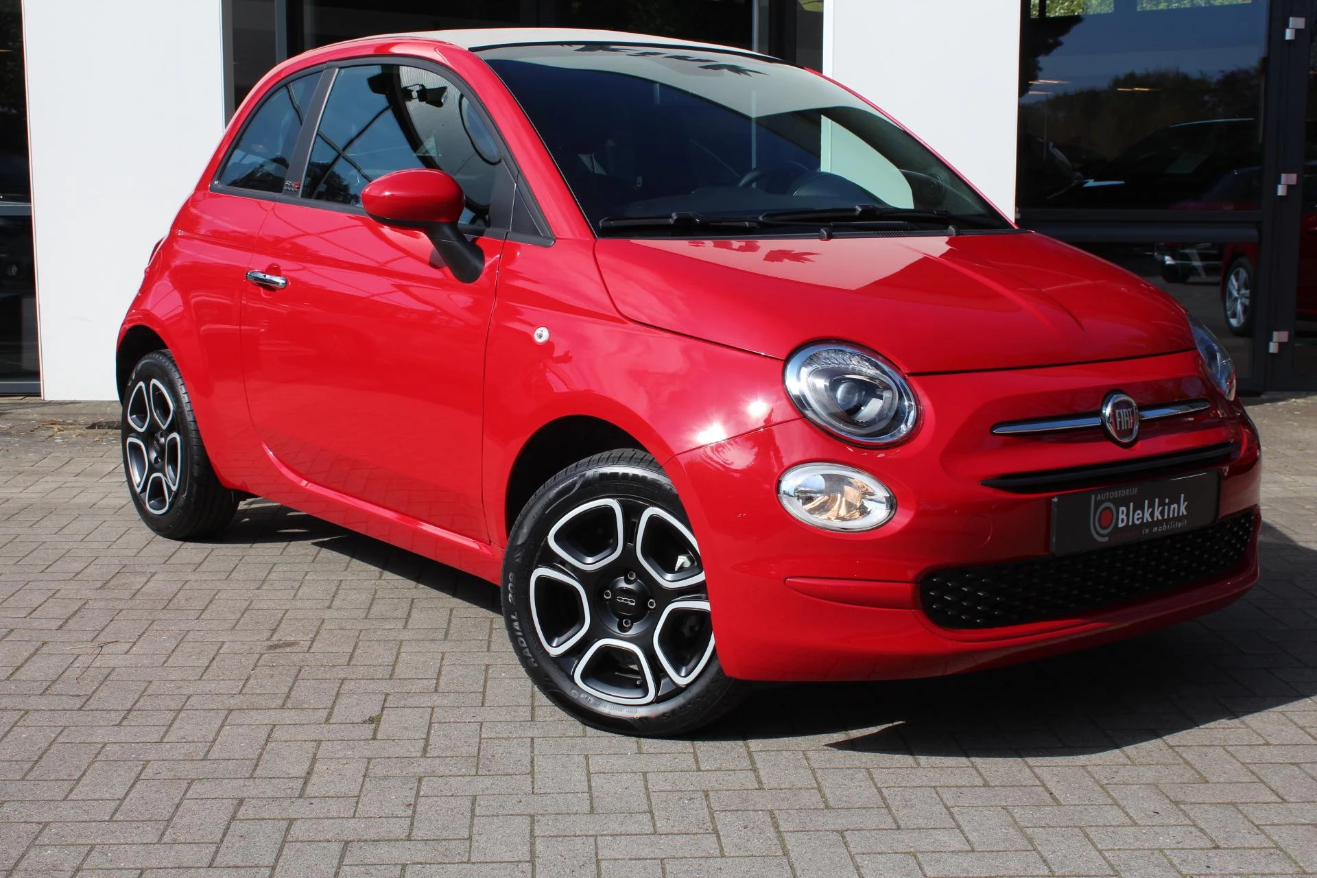 Hoofdafbeelding Fiat 500C