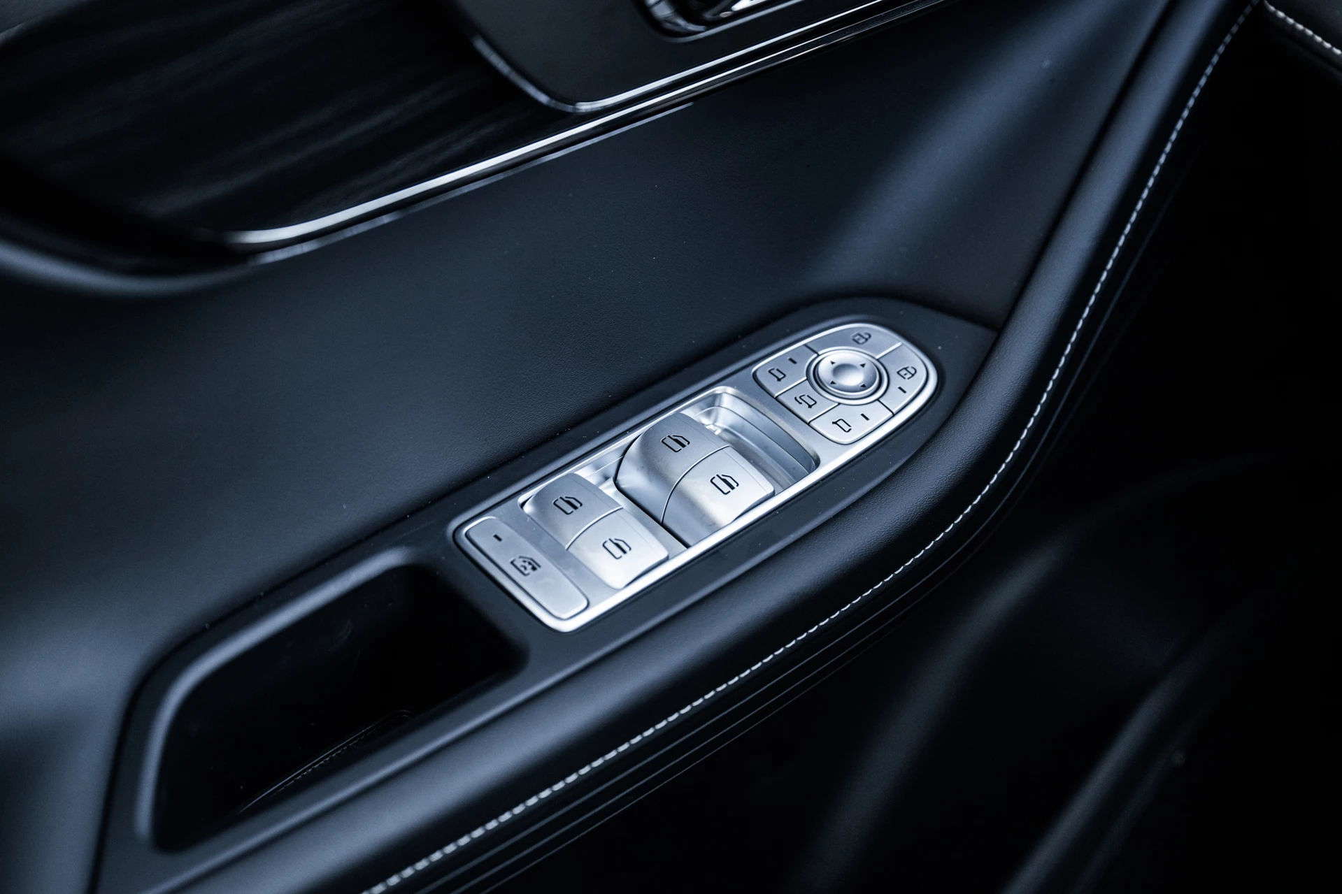 Hoofdafbeelding Omoda 5 SHS