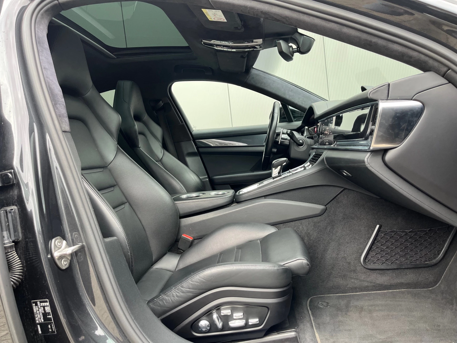 Hoofdafbeelding Porsche Panamera