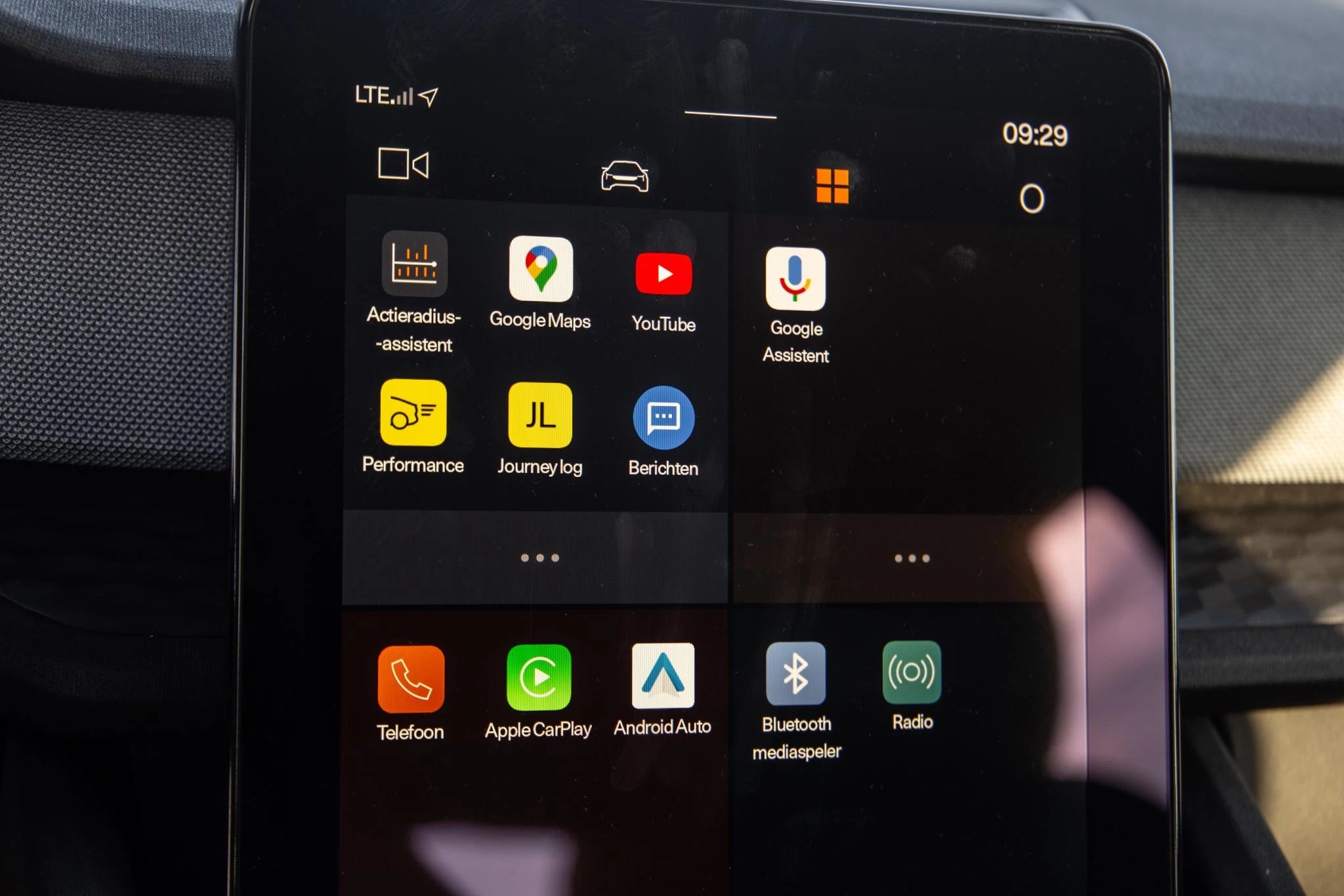 Hoofdafbeelding Polestar 2